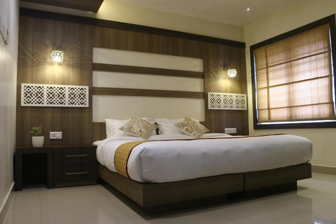 The Rubis Kottakkal Exterior foto